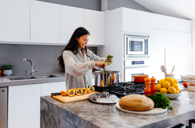 How to Choose Energy-Efficient Appliances for Your Kitchen